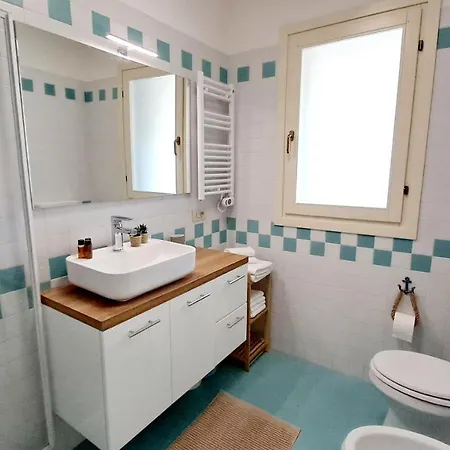 Barbara Fra I Pini Apartman