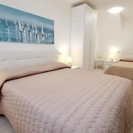 Barbara Fra I Pini Apartmán