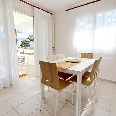 Barbara Fra I Pini Apartman *